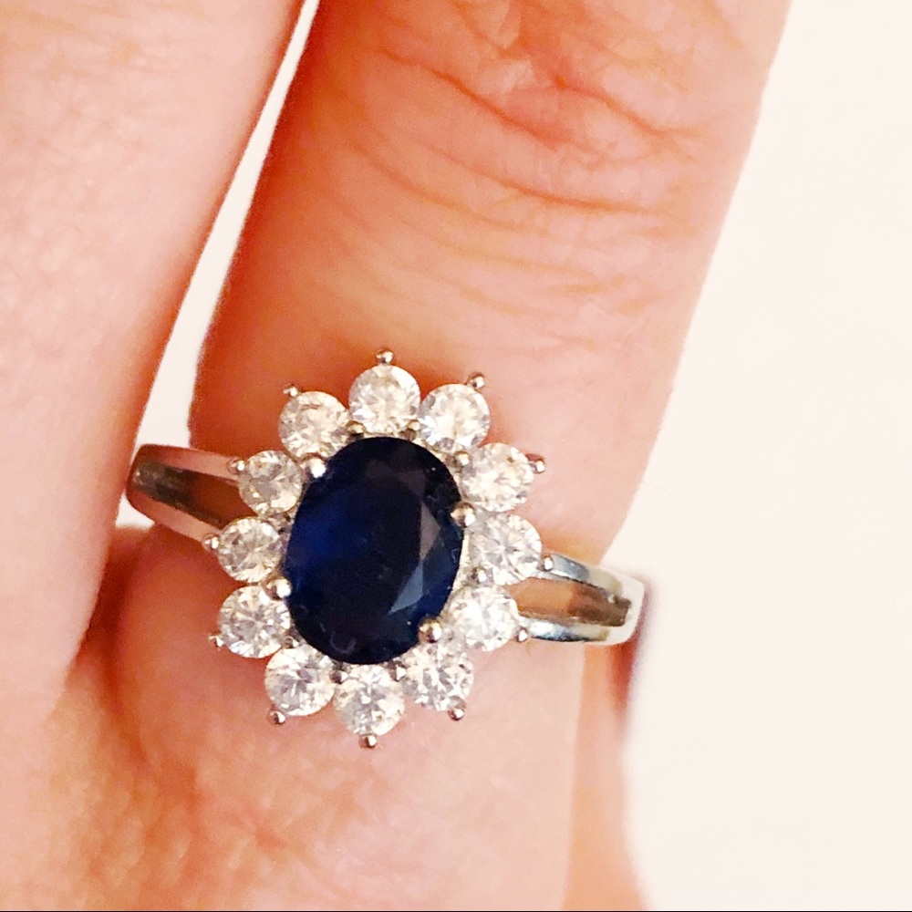 Kate Middleton Royal Wedding Replica Ring
